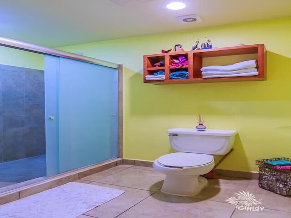 Фото Ixchel - Ground Floor One Bedroom Suite 2108