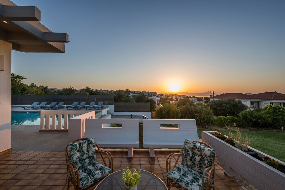 Фото Hilltopanorama