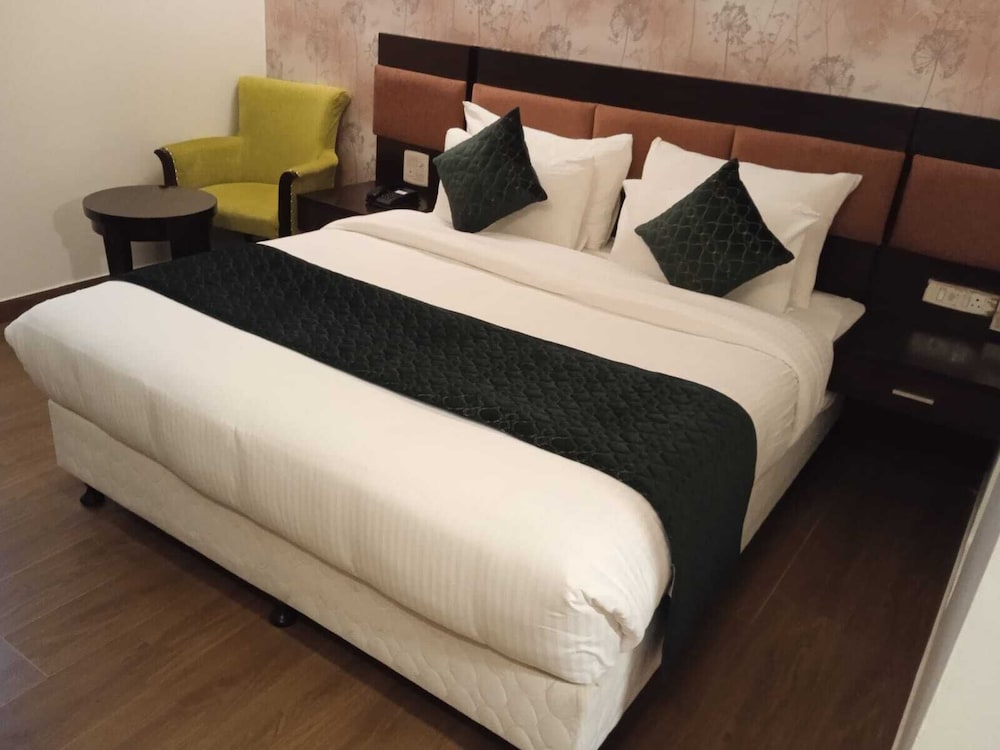 Фото Hotel Rose Mallow