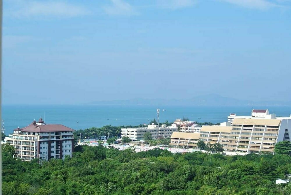 Hotel Omtien Beach Condominium A1 F4 R2829, Pattaya, photo