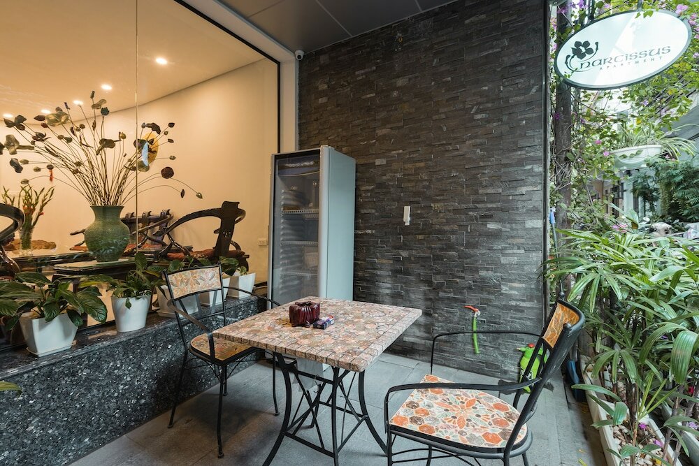 Фото Narcissus Hotel and Apartment