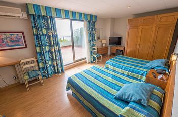 Фото  Checkin Garbí 