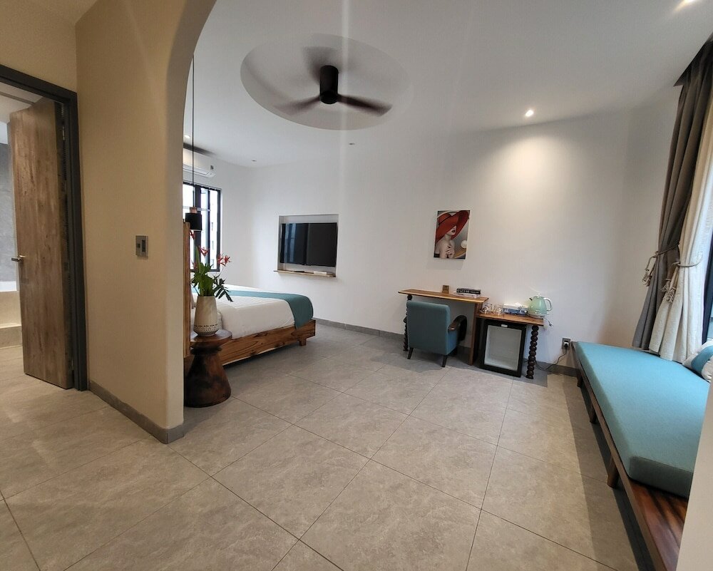 Фото Santori Villa My Khe Beach