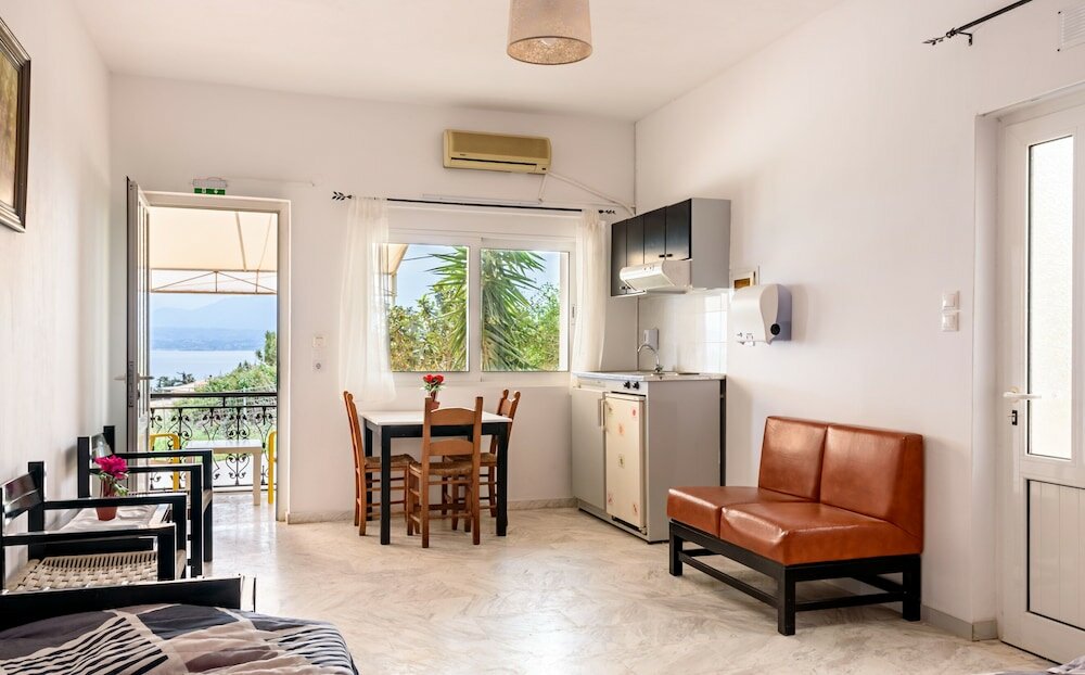 Фото Angela Apartments