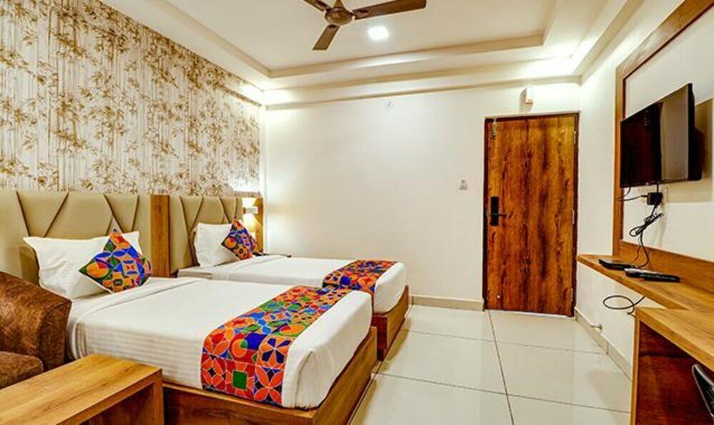 Фото Fabhotel Rotano Grand