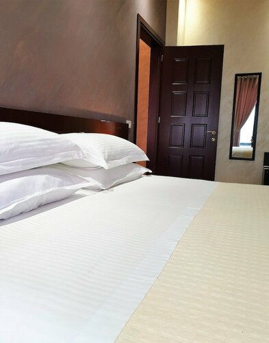 Гостиница Comfort Hotel в Области Фиери