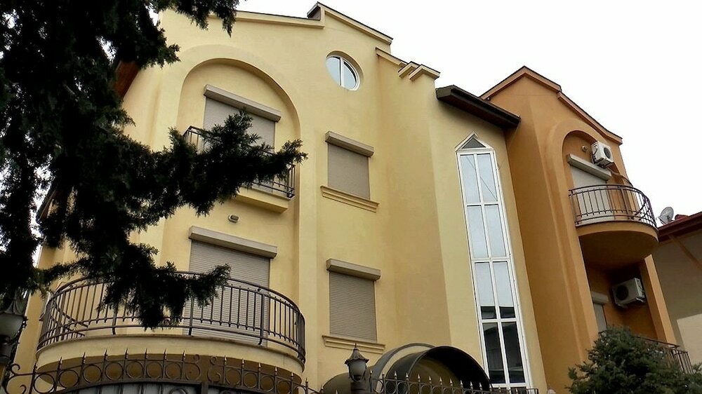 Фото Villa Courtyard