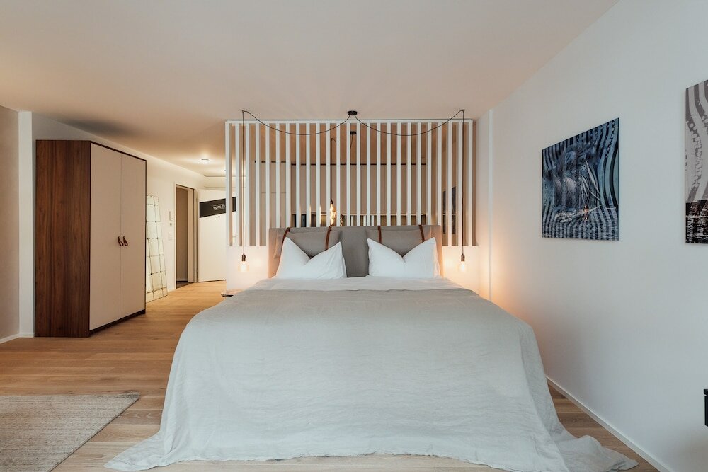 Фото Gubelhof Suites