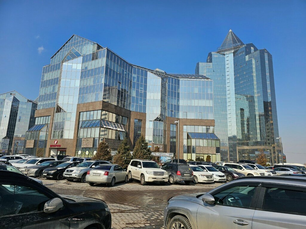 Parcel automat Kaspi Postomat, Almaty, photo