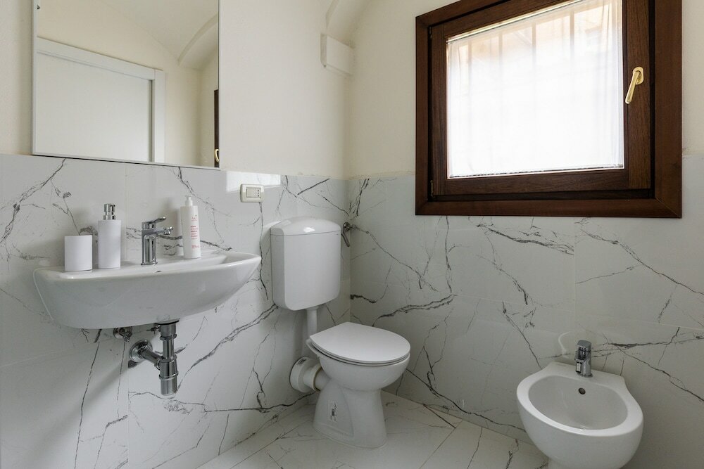 Фото Strada Maggiore Apts by Wonderful Italy