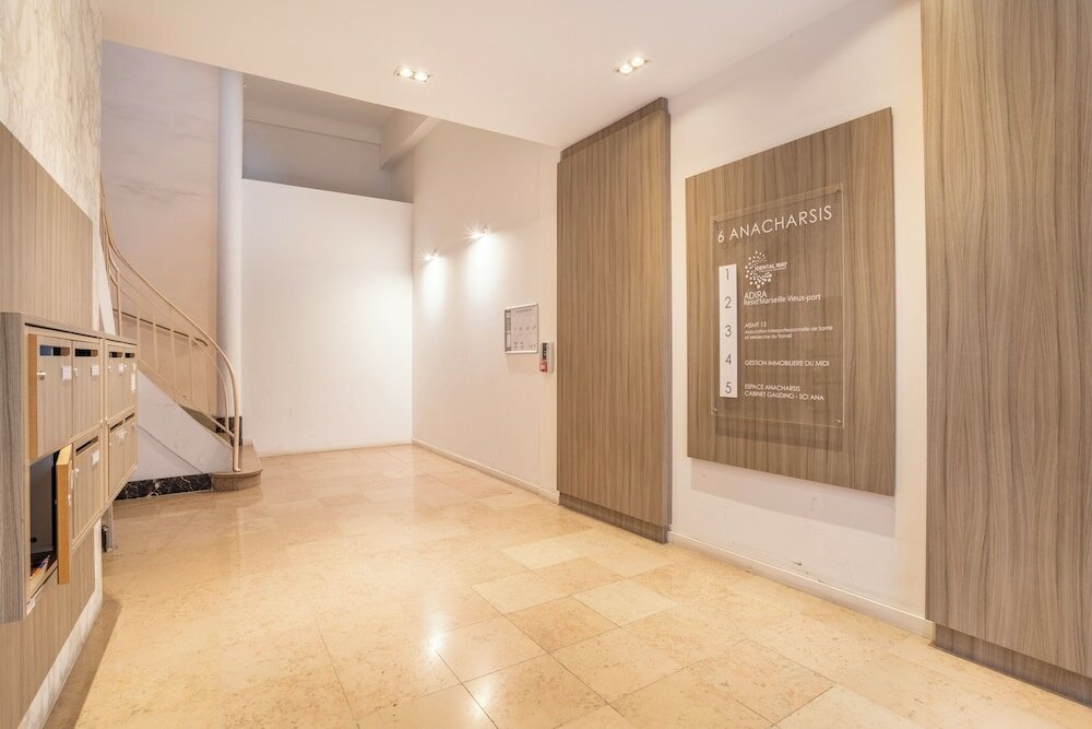 Фото Adira Résid'Marseille Vieux-Port