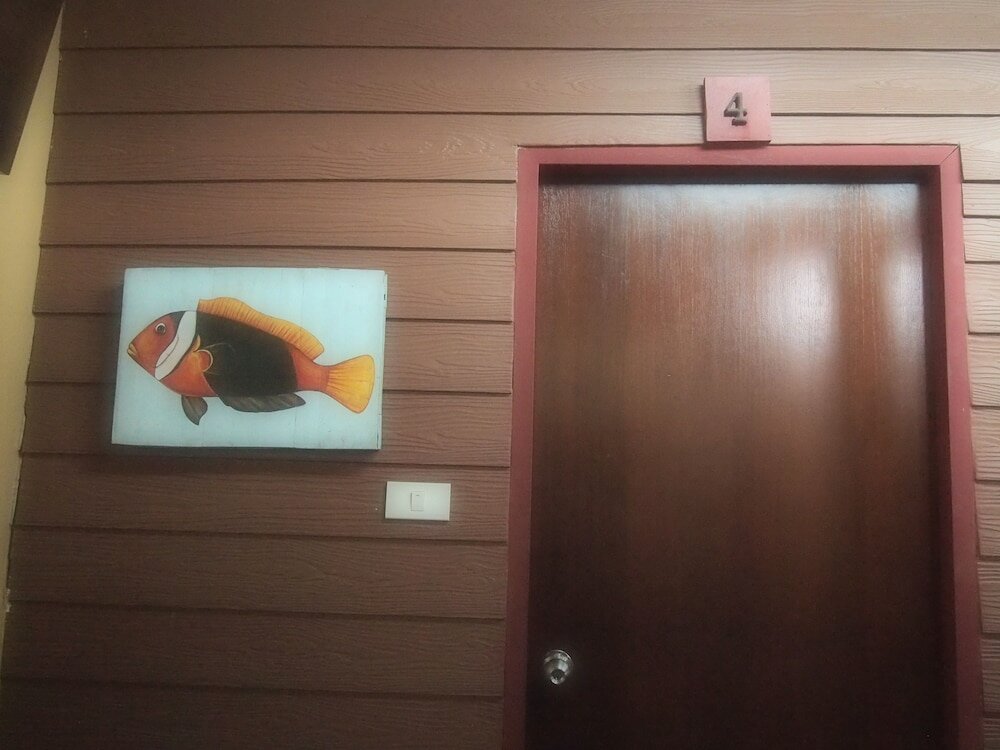 Фото Sincere Guest House & Restaurant - Hostel