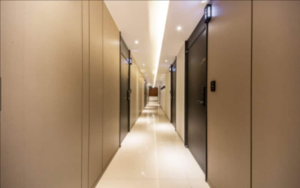 Фото West In Hotel