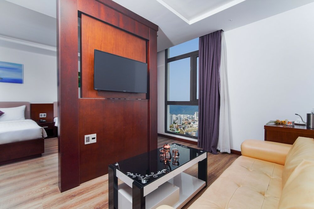 Фото Golden Sun Hotel