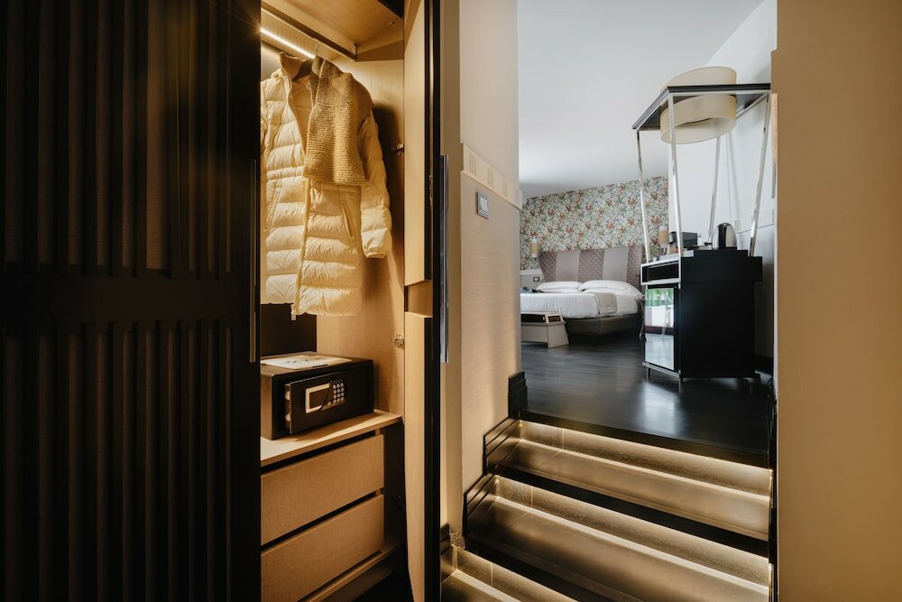 Фото Unica Suites Rome