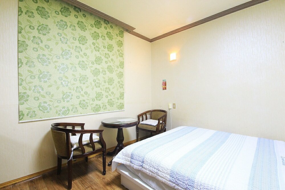 Фото Yeosu Living