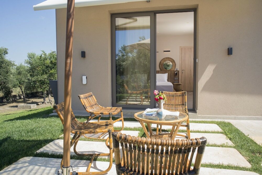 Фото Elaia Grove