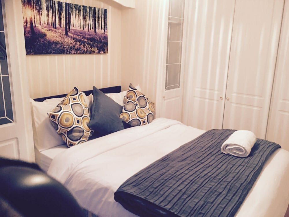 Фото Angel House