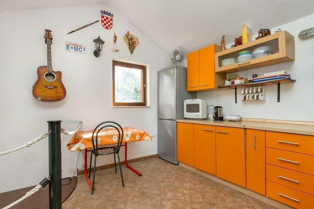 Фото Hostel Oktarin