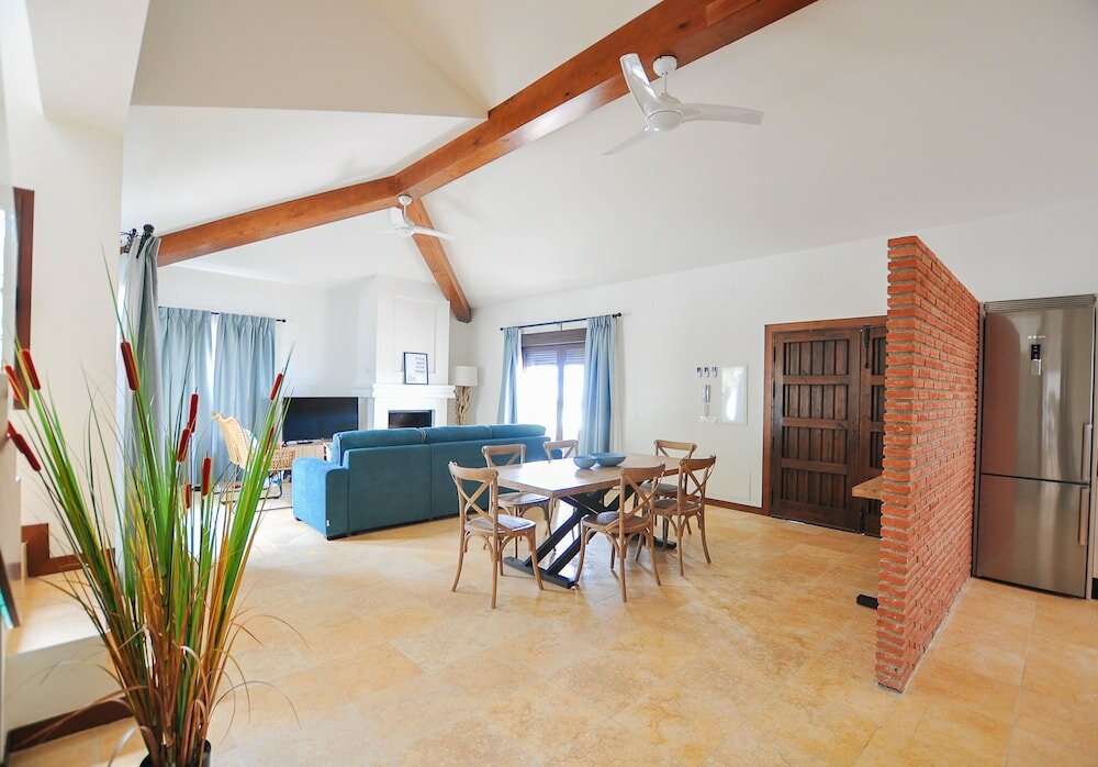 Фото El Capricho Villa Rural Caminito del Rey