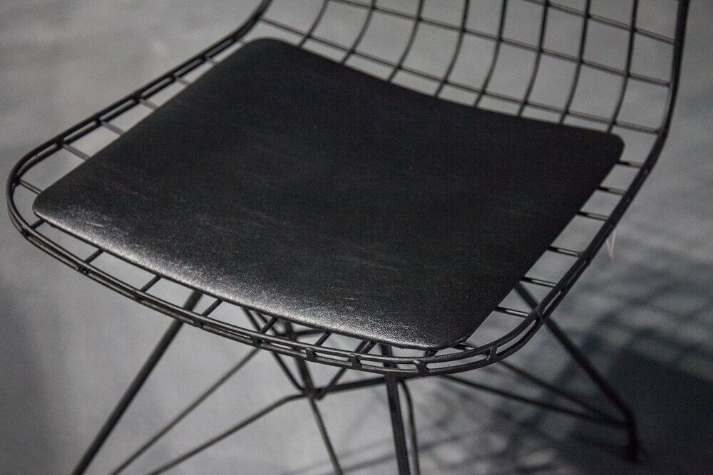 Фото Modern Industrial Apt In Neos Kosmos