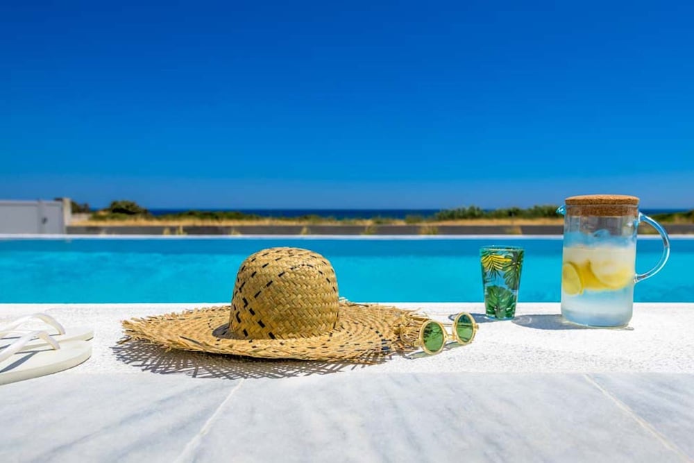 Фото Seashore Villa