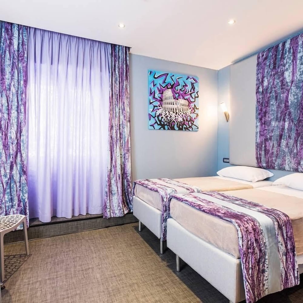 Фото отеля 4