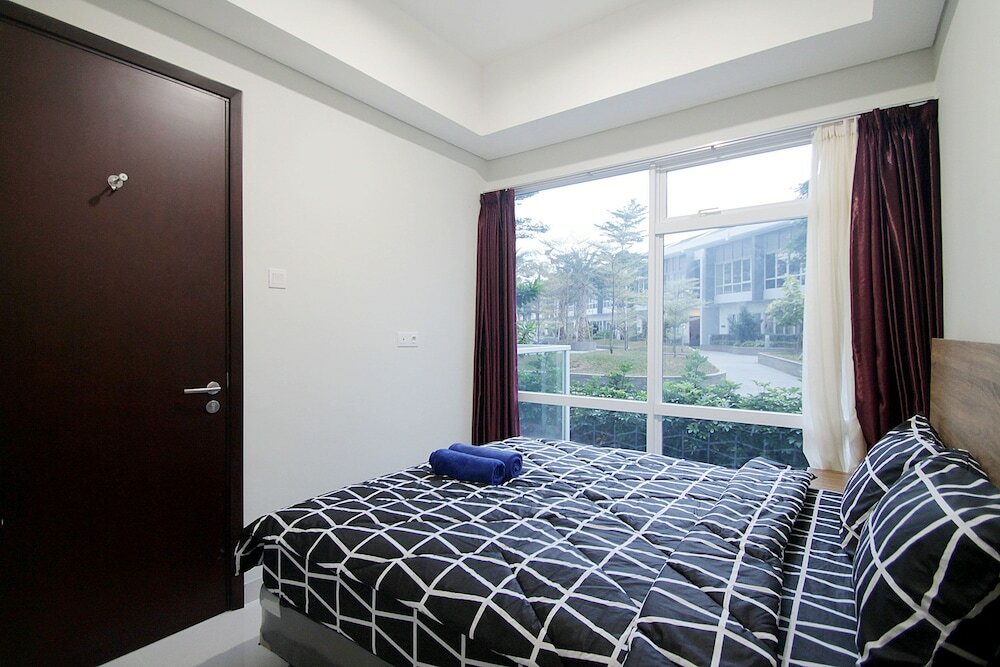 Фото Puri Mansion Apartment