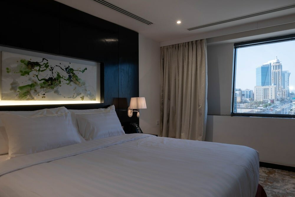 Фото Mira Business Hotel