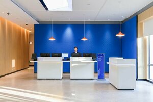 Гостиница Holiday Inn Express Shanghai Pudong Airport