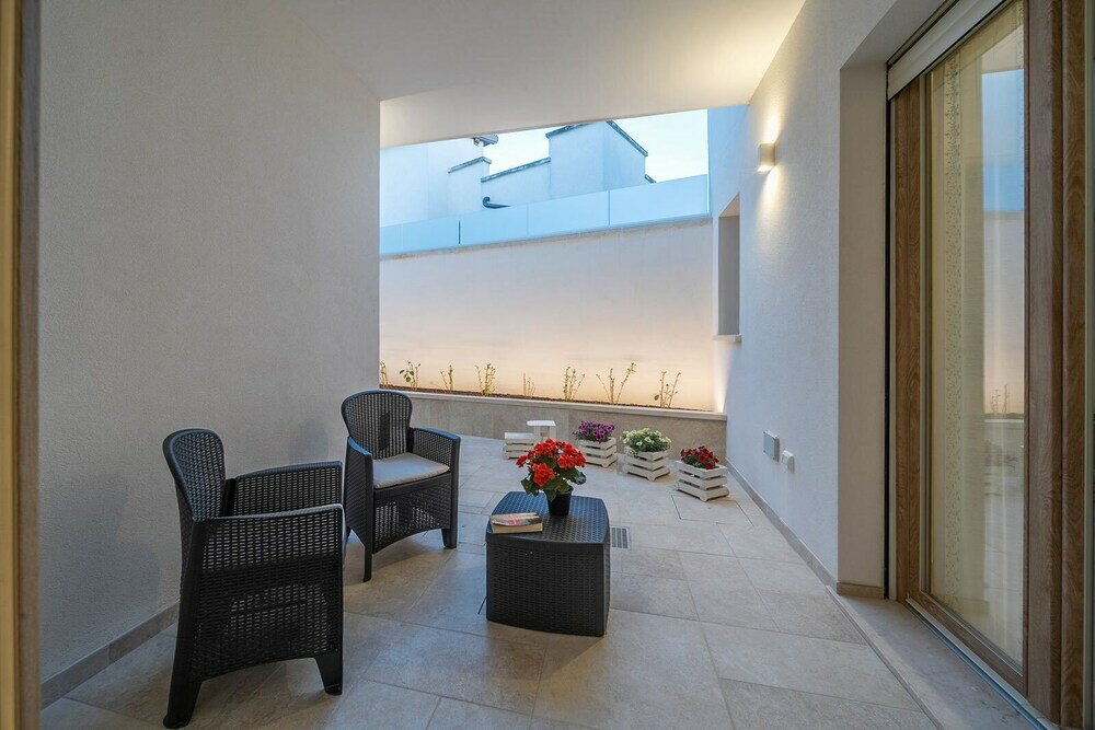 Фото Aurosa Bed and Breakfast