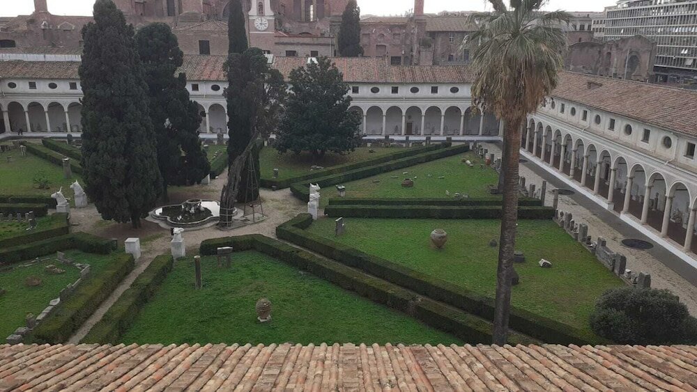 Фото Camere con vista sul Chiostro Di Michelangelo