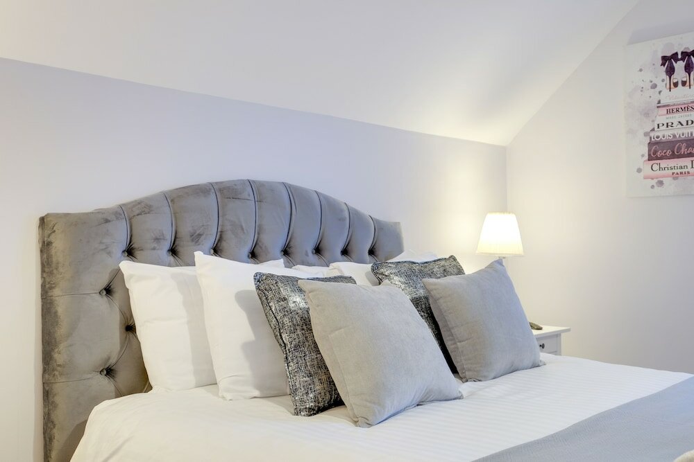 Фото Modern Bright Spacious 2 bed Barnet Apt