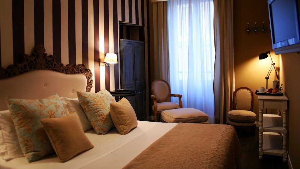 Фото The B Place Ezio