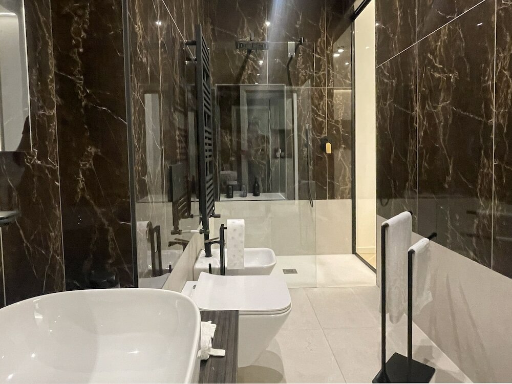 Фото B and G Boutique apt. -heart of Milano- Design District