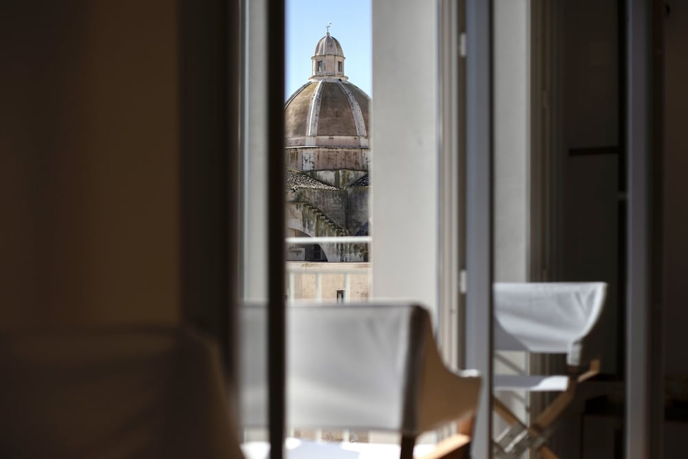 Фото WeLive Trapani luxury apartments & pool