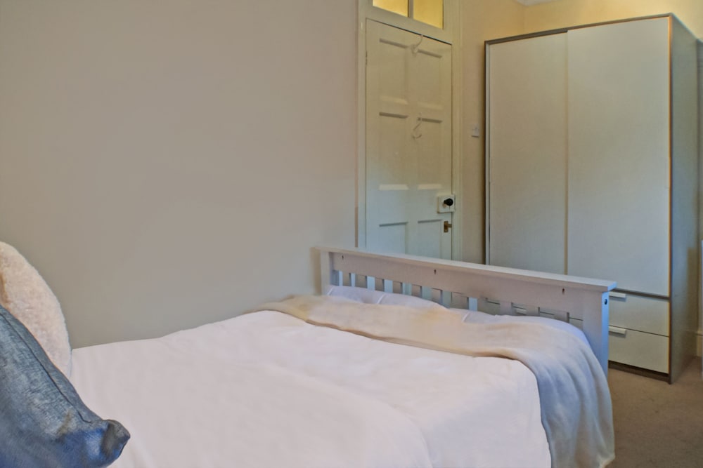 Фото Oyo Wayside Hotel