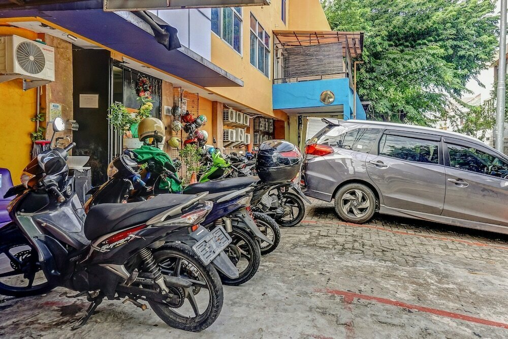 Hostel Super Oyo 90692 Point Hostel, Jakarta, photo