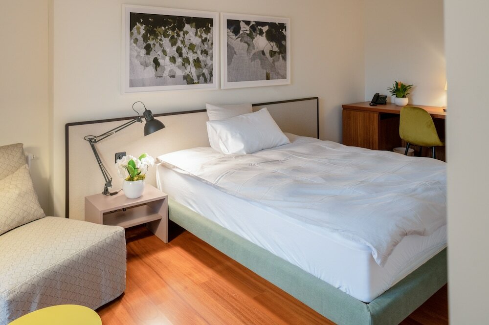 Фото Bigatt Hotel & Restaurant