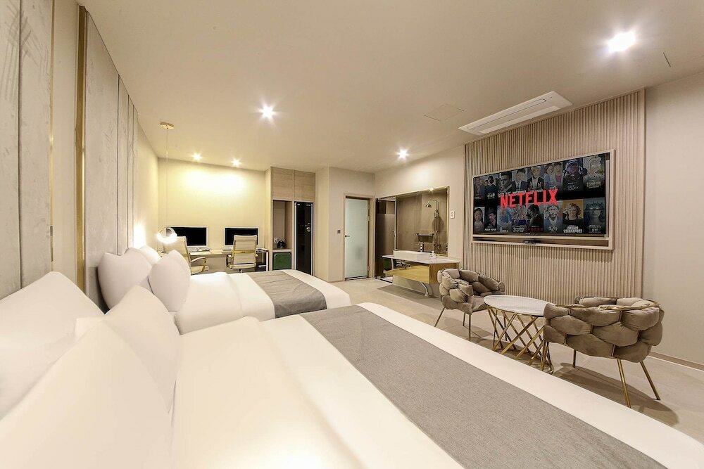 Фото Denbasta Premium Hotel Bumil