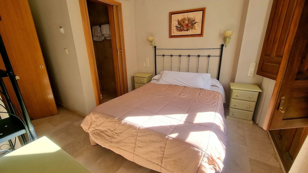 Фото Hostal El Olivo