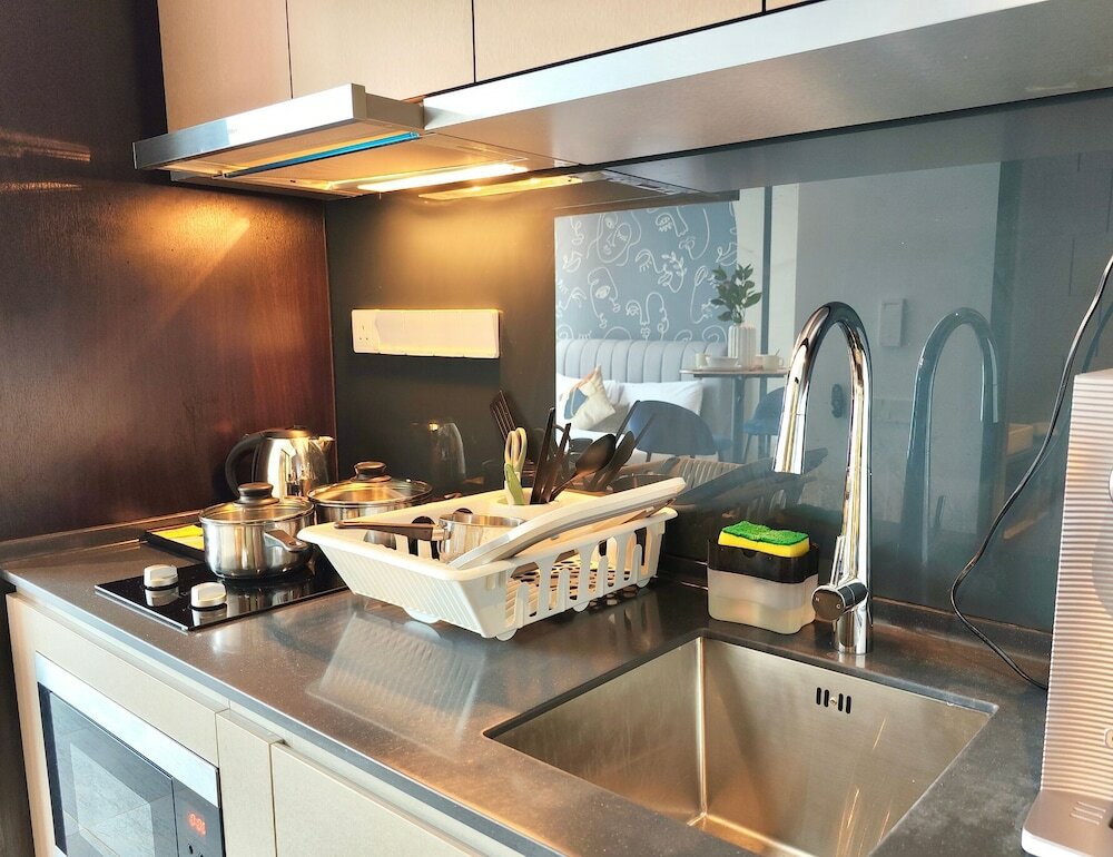 Фото Scarletz Suites Klcc by Mykey Global