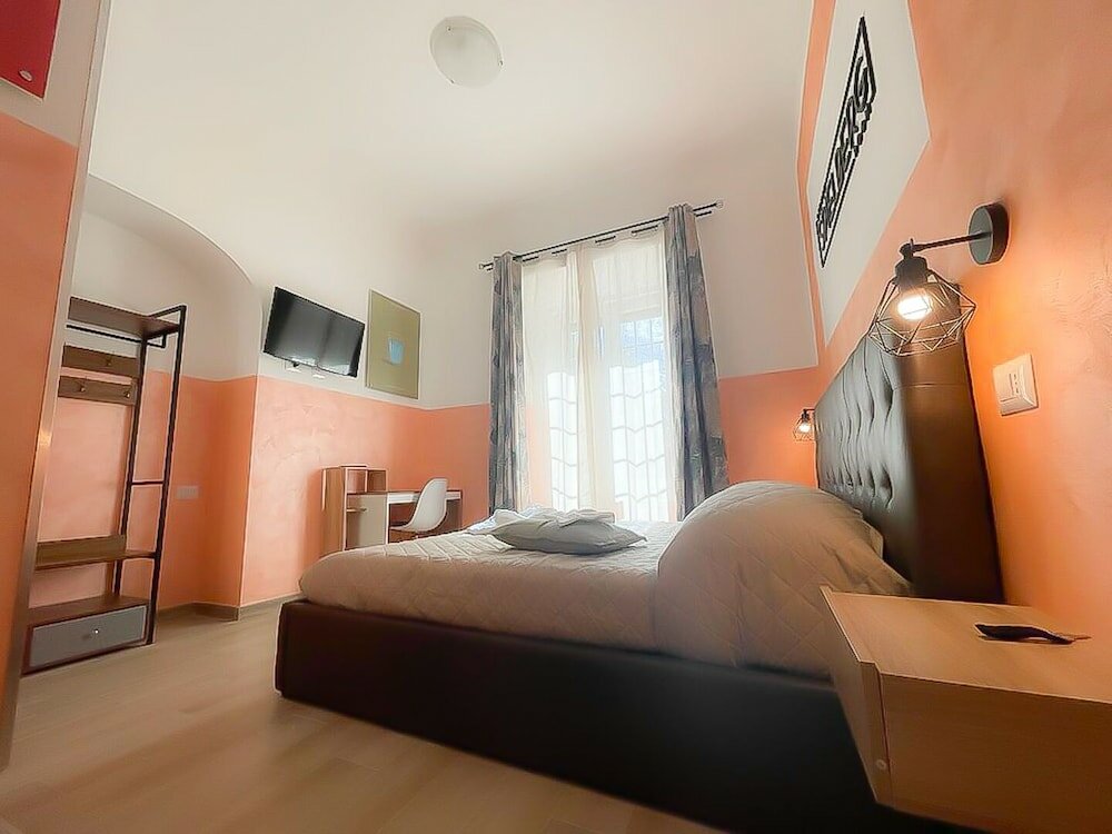 Фото Cinemovie Guesthouse