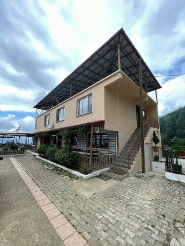 Гостиница Yesilalan Hotel Caykara в Дернекпазары