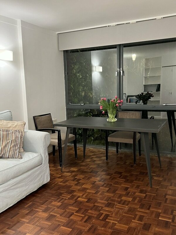 Гостиница Charming Apartment Garden View в Лондоне