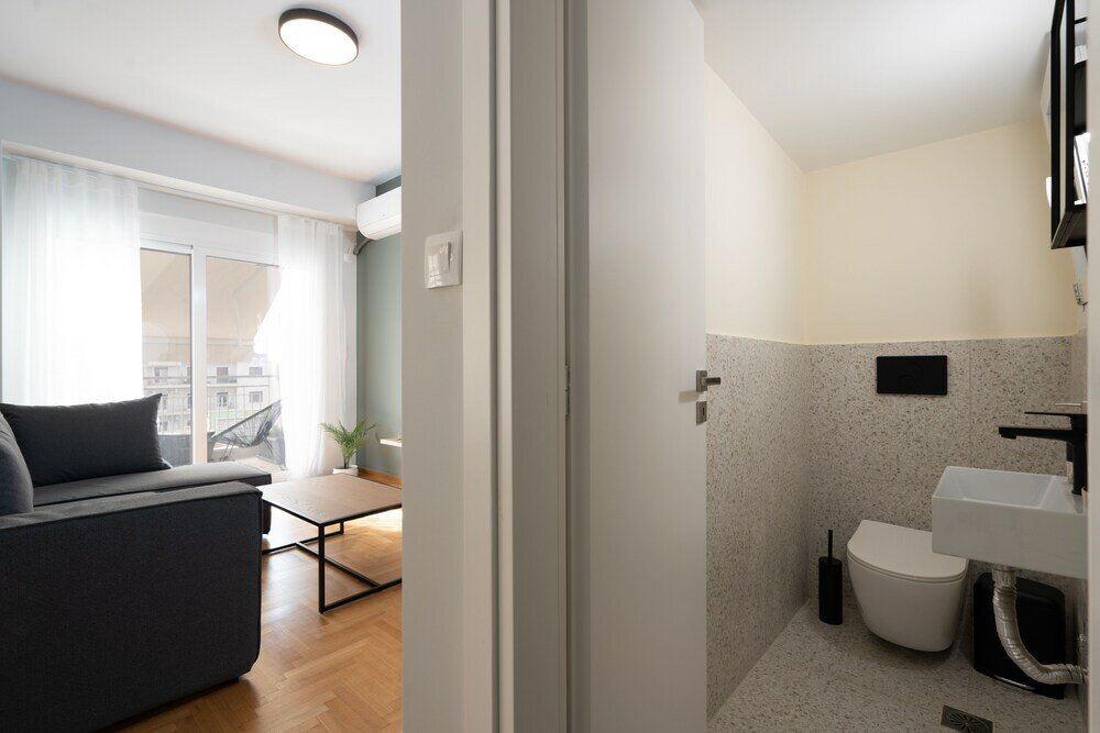 Фото Deluxe 4 Bedrooms Apartment in Athens Center