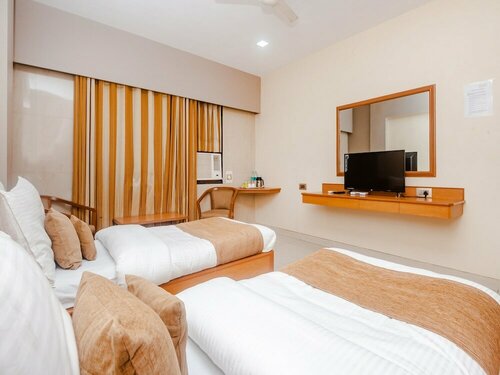Гостиница Tuliipstays - Hotel Ashok Bhiwandi в Бхиванди