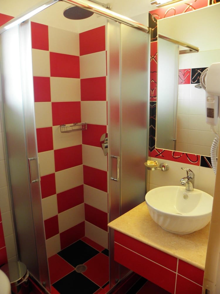 Фото Pension Votsi