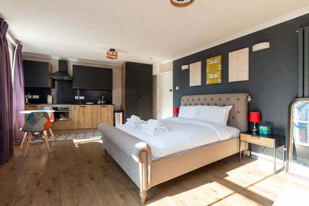 Фото Stylish 1bd Studio Flat - Balham