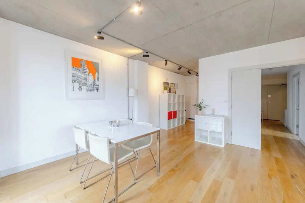 Фото Beautiful & Bright 2bd Flat - Dalston!